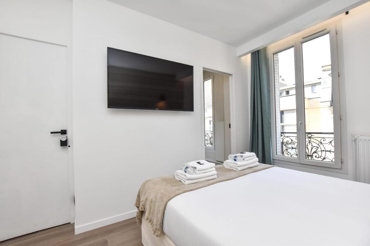 Cosy Bedroom Near Tour Eiffel Champs De Mars Paris Dış mekan fotoğraf